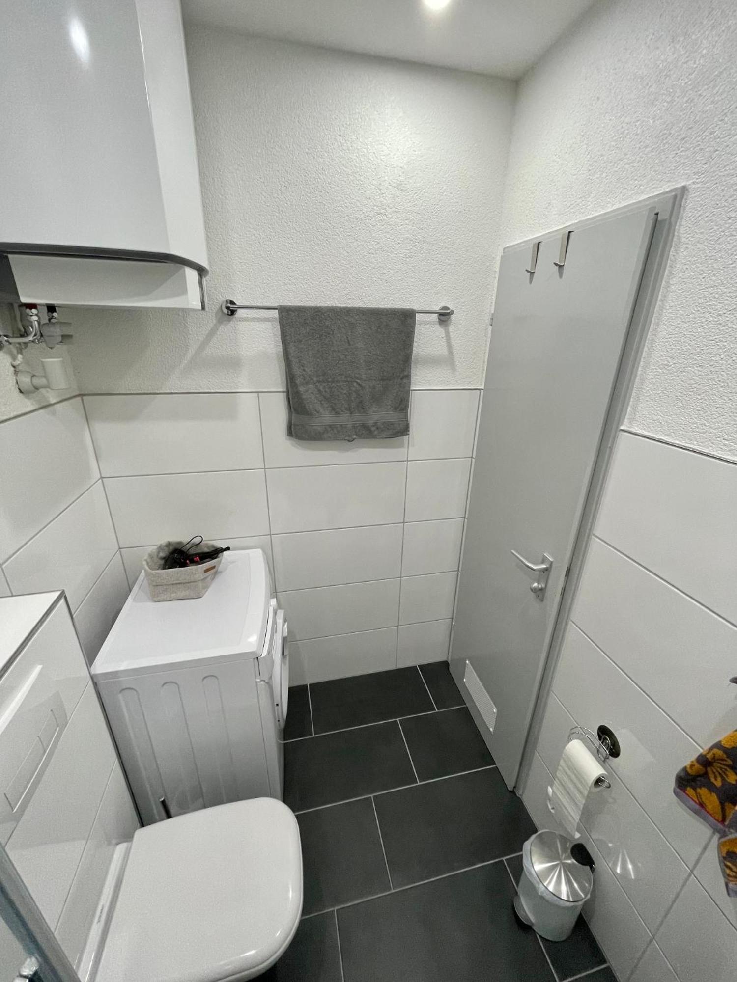Apartament Naehe Hauptbahnhof & Ece-Center, Smart Tv Karlsruhe Zewnętrze zdjęcie